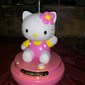 Hello kitty lamp